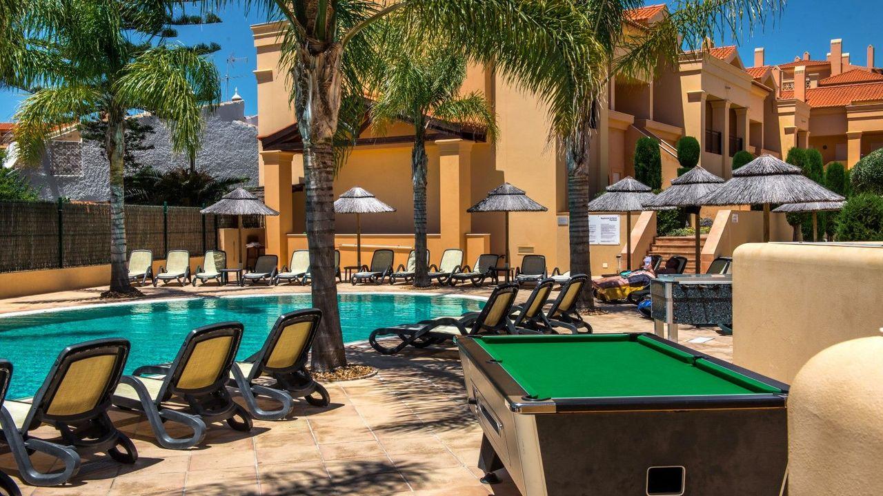 Baia Da Aparthotel Luz
