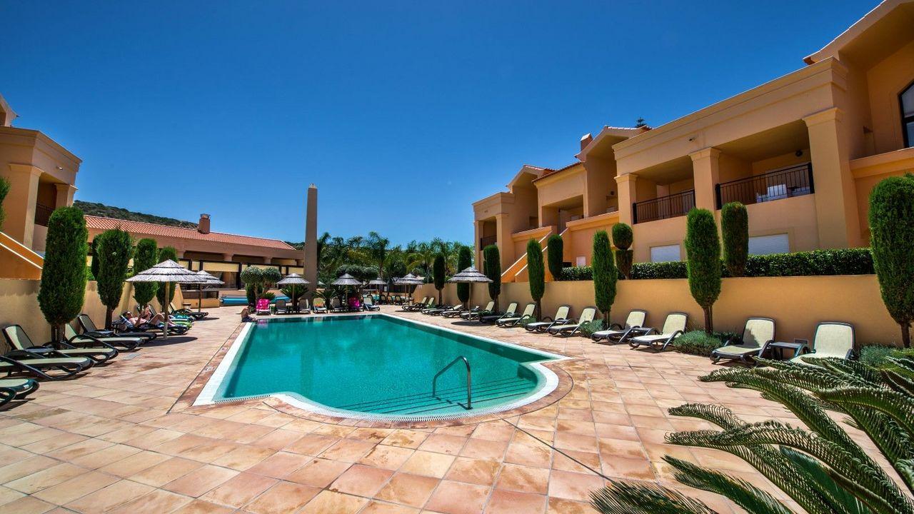 Aparthotel Baia Da Luz