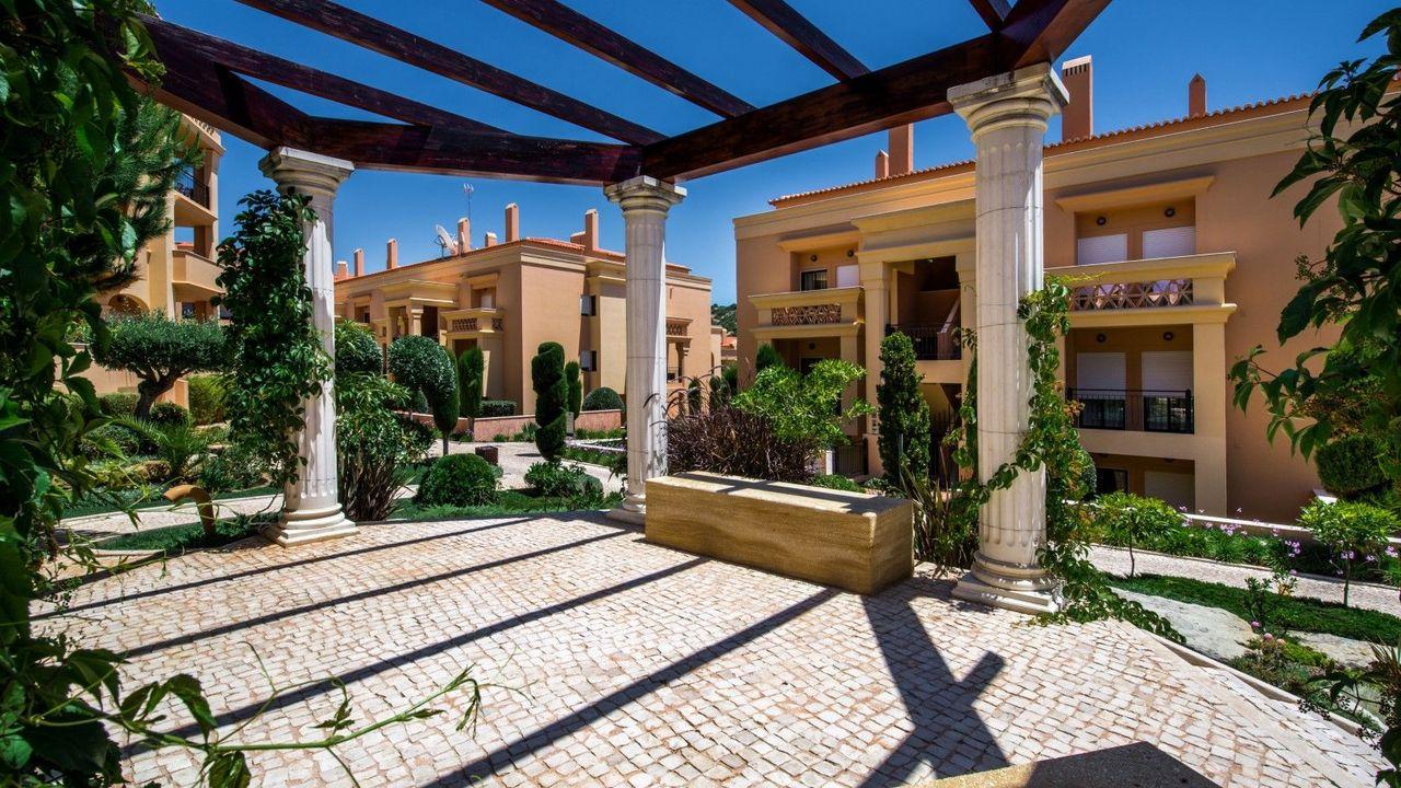 Baia Da Aparthotel 4*